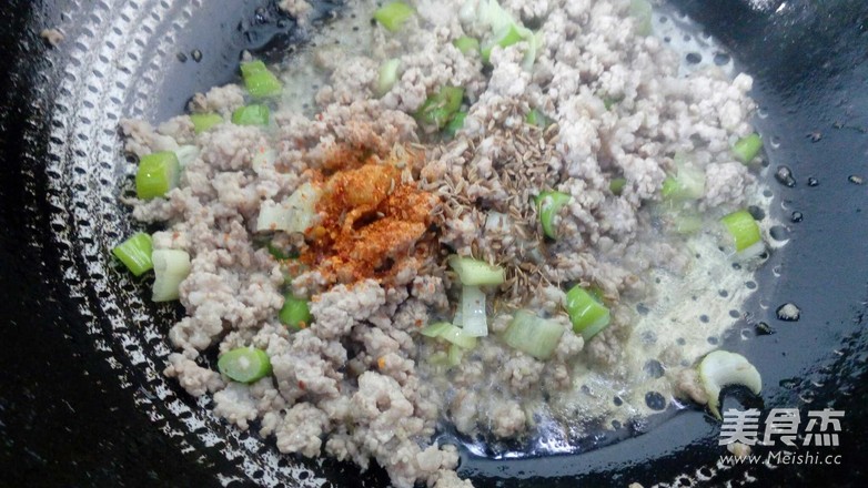 Minced Meat and Cumin Hot Sauce recipe