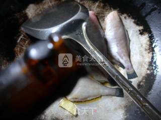 Roasted Rubber Fish with Radish recipe