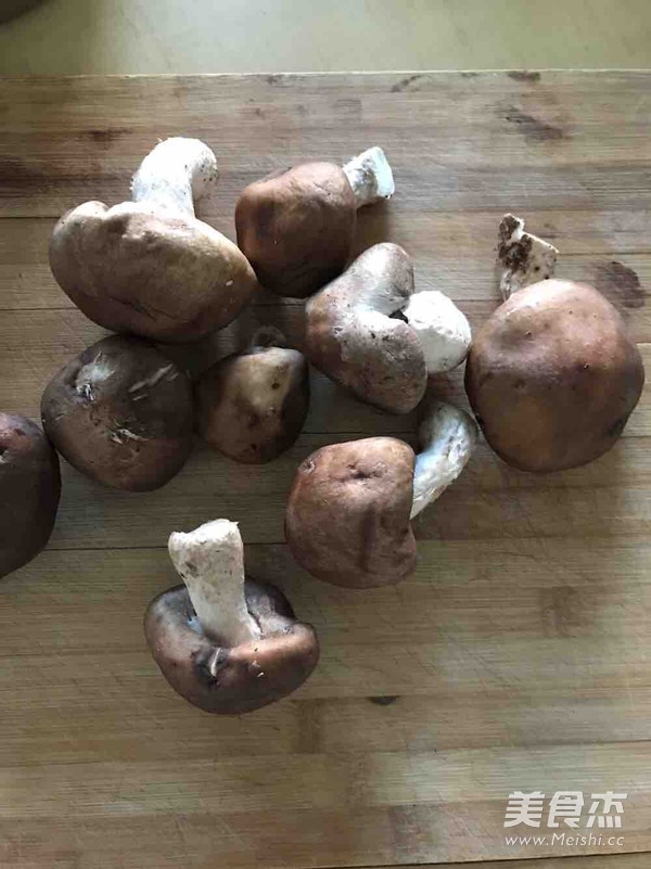 Black Pepper Beef and Mushroom Dumplings recipe