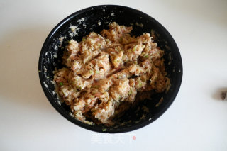 Steamed Dumplings with Pork and Radish Soup recipe