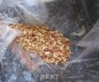Coriander Mixed with Chopped Peanuts recipe