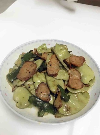 Fried Barbecued Pork with Emei Beans recipe