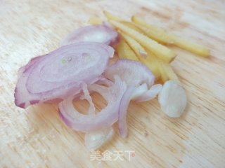 Stir-fried Carrots and Summer Gourd with Meat recipe