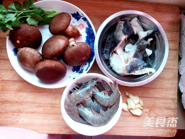 Sea Cucumber Braised Prawns recipe