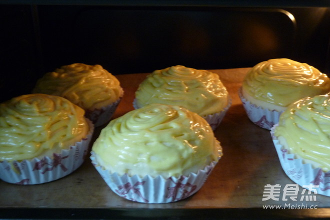 Mexican Red Bean Buns recipe