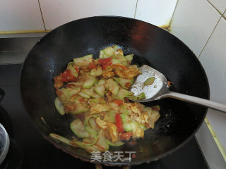Stir-fried Melon with Tomato and Egg recipe