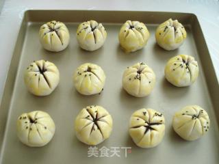 #the 4th Baking Contest and is Love to Eat Festival# Bean Paste and Lotus Flower Crisps recipe