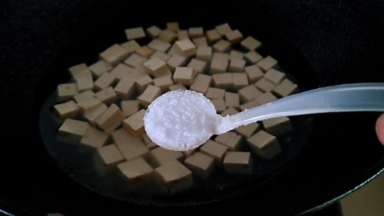 Toon Mixed with Tofu recipe