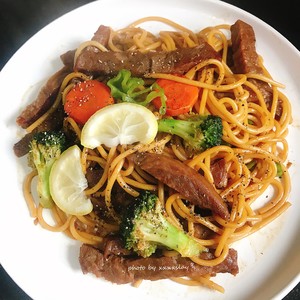 Black Pepper Steak Pasta recipe