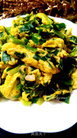Scrambled Eggs with Leek recipe