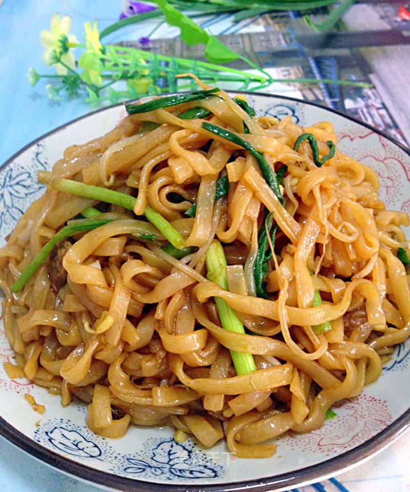 Stir-fried Niuhe recipe