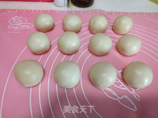 Fresh Meat Moon Cakes recipe