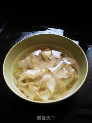 Cantonese Old Fire Soup---phoenix Claw Conch Lean Broth recipe