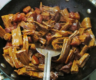 See How People in Jiangxi Use The Easiest Way to Make Delicious Meat: Yuba Braised Pork recipe