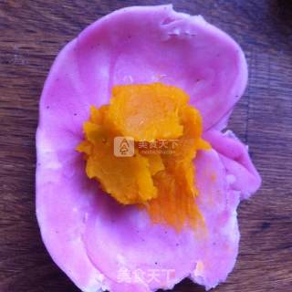 Dragon Fruit Pumpkin Flower Crisps recipe