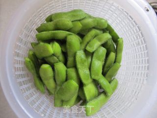 Simple and Delicious-steamed Edamame Pods recipe