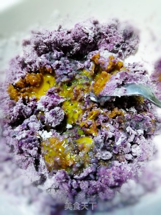 Fried Purple Sweet Potato Meatballs recipe