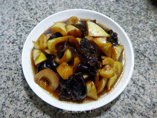 Black Fungus Roasted Bamboo Shoots recipe