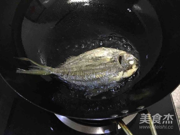 Braised Pomfret recipe