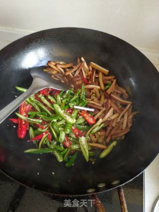 Stir-fried Dried Bean Curd with Mustard Chili recipe