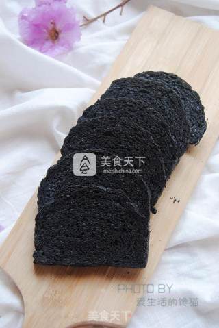 #aca烤明星大赛#bamboo Charcoal Toast recipe