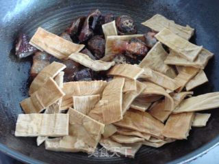 Braised Cured Duck with Bamboo Shoots recipe