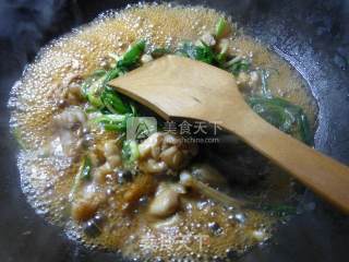 Braised Bullfrog with Chives recipe