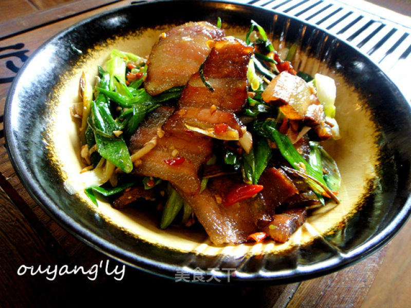 New Year Flavor Hunan Cuisine-stir-fried Bacon with Green Garlic recipe
