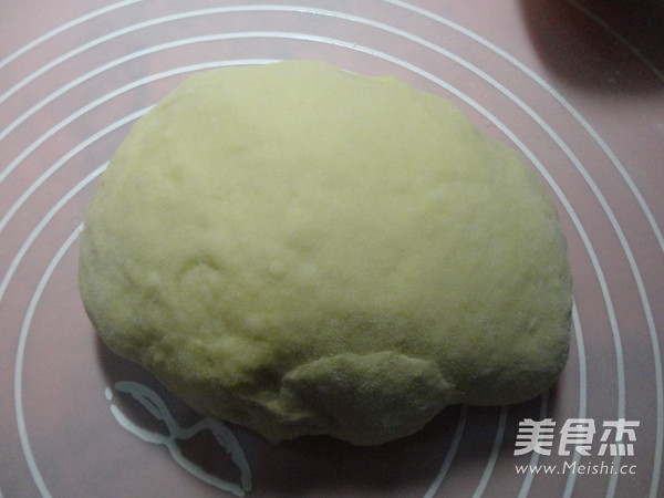 Mung Bean Flower Bread recipe