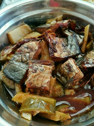 Jiaodong Spanish Mackerel Steamed Radish recipe