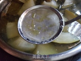 Winter Melon, Conch and Seaweed Soup recipe