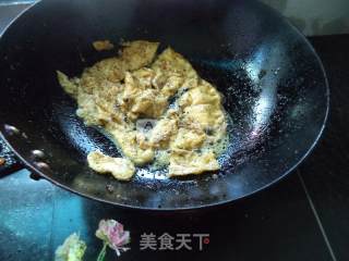 Fried Noodles with Fungus and Egg recipe