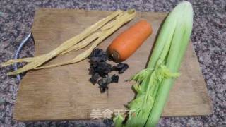 Fried Celery with Yuba recipe