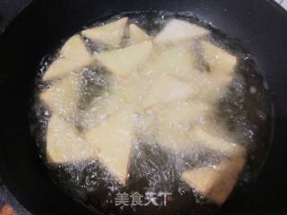 Fried Tofu Mixed with Baby Cabbage recipe