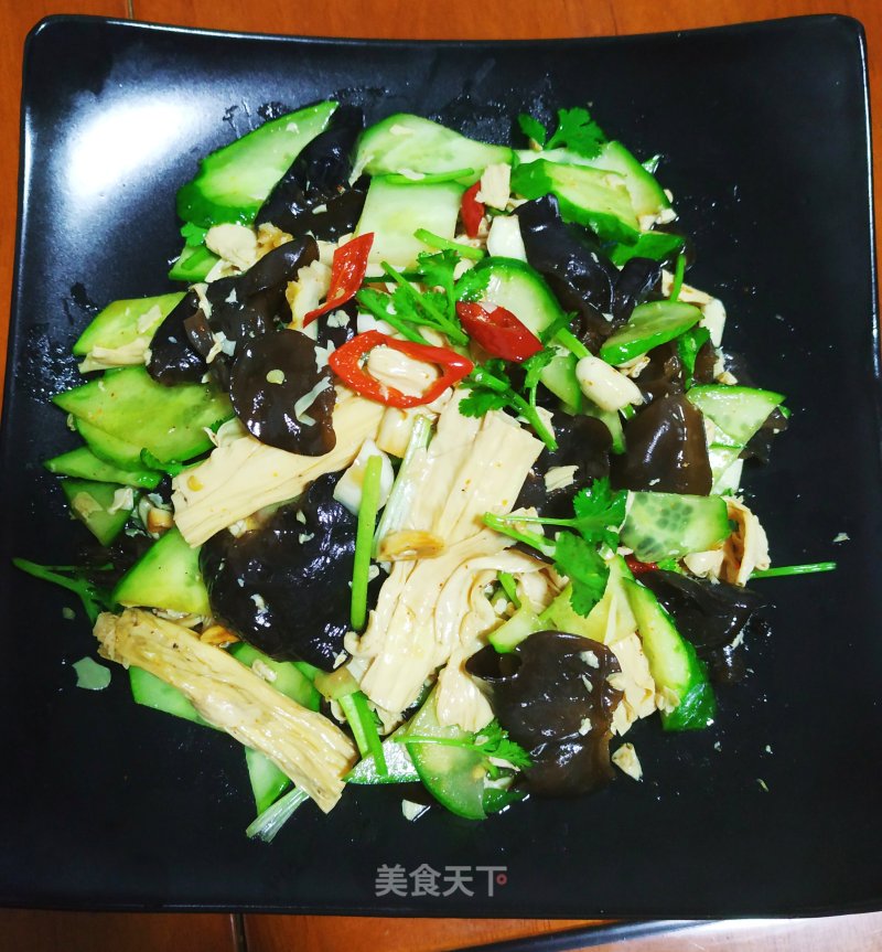 Cucumber Mixed with Yuba Fungus recipe