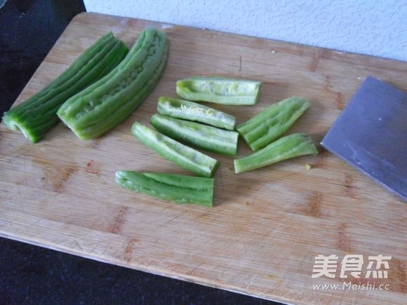 Spicy Bitter Gourd Strips recipe