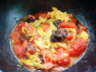 Scrambled Eggs with Tomato Fungus recipe