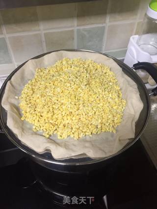 Green Bean Cake with Peanuts and Raisins recipe