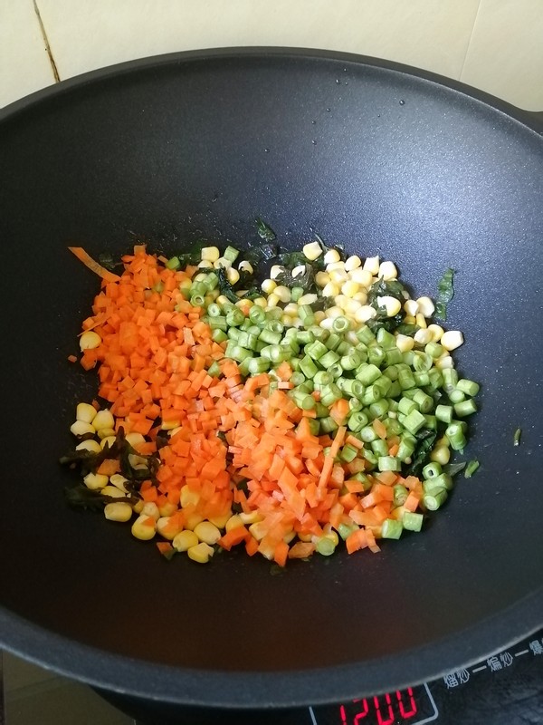 Simple Ingredients, Delicious~~ Fried Rice with Mixed Vegetables recipe