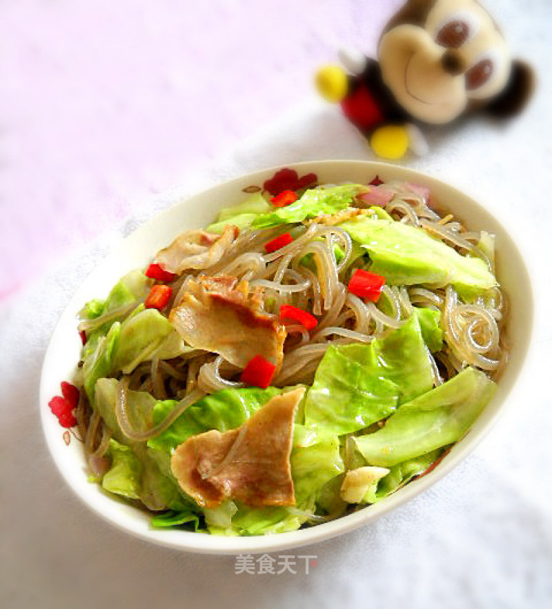 Stewed Potato Noodles with Bacon and Cabbage recipe