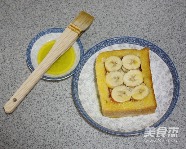 Peanut Butter Banana Toast Box recipe