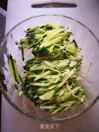 Sweet and Sour Delicacies-cold Cucumber Peel recipe