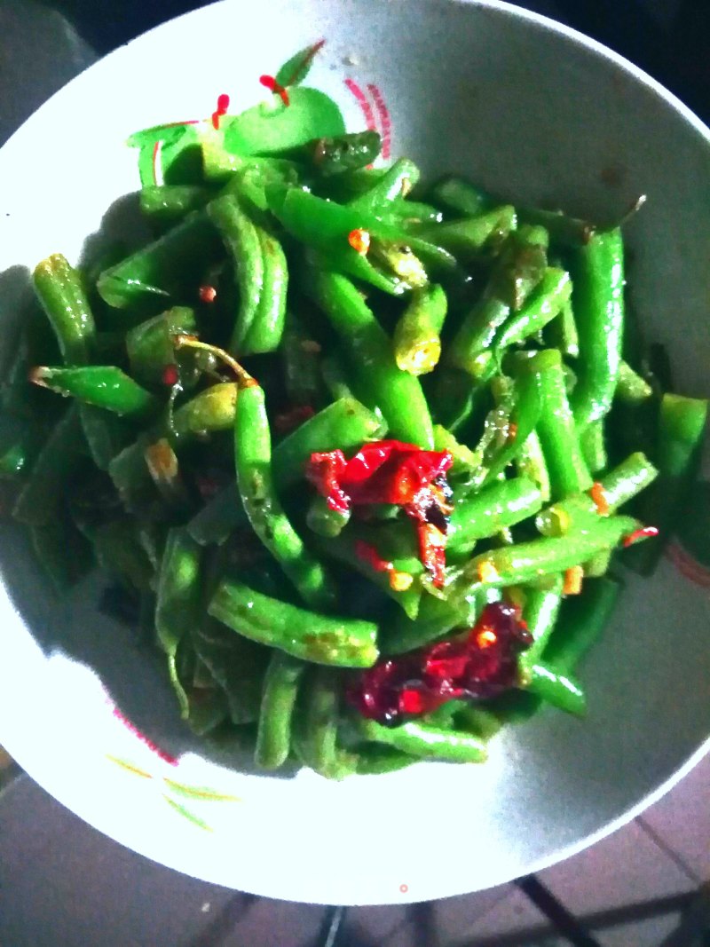 Stir-fried Beans with Green Peppers recipe