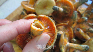 Purple Flower Mushroom Meatball Soup recipe