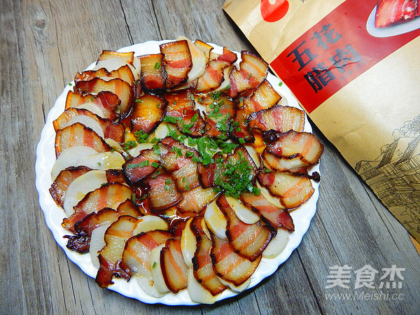 Steamed Pork Belly with Taro recipe