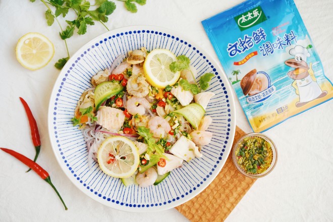 Low-calorie Thai Seafood Salad recipe