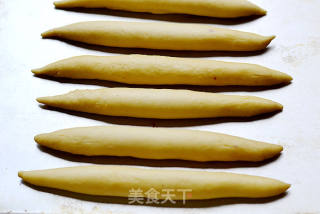 One Kind of Bread Has Three Flavors-mexican Blueberry Chopsticks recipe