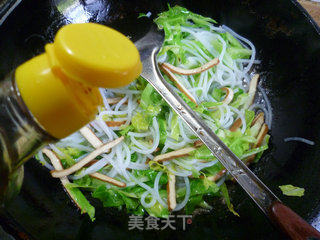 Stir-fried Bee Hoon with Beef Cabbage recipe