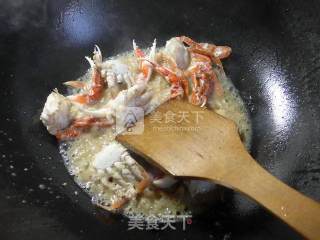 Stir-fried Flower Crab with Leishan recipe