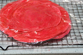 【rose Crepes】: Give People The Fragrance of Roses recipe